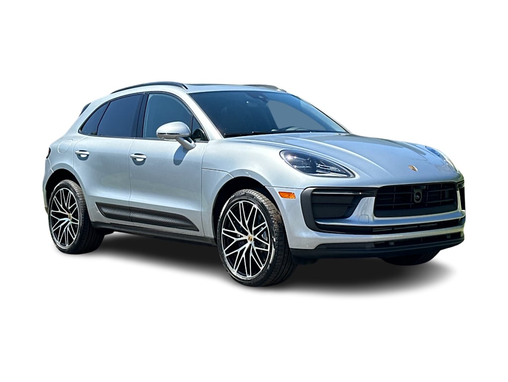 Thumbnail: 2026 Porsche Macan - 21
