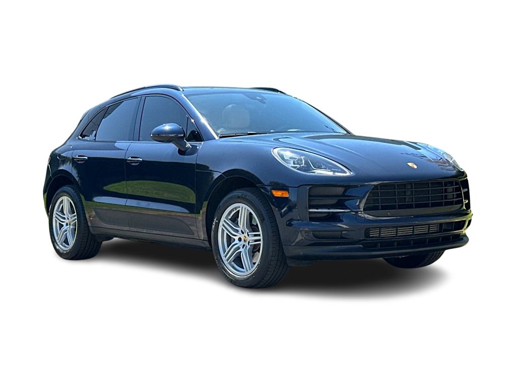 Thumbnail: 2021 Porsche Macan - 21