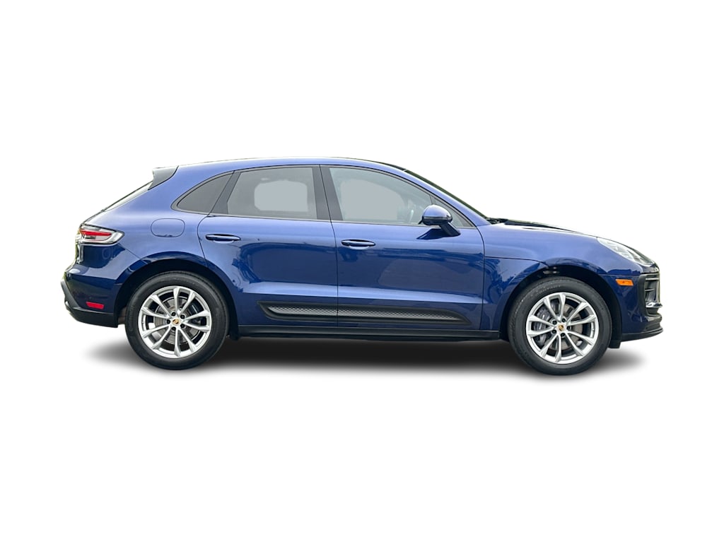 Thumbnail: 2024 Porsche Macan - 19