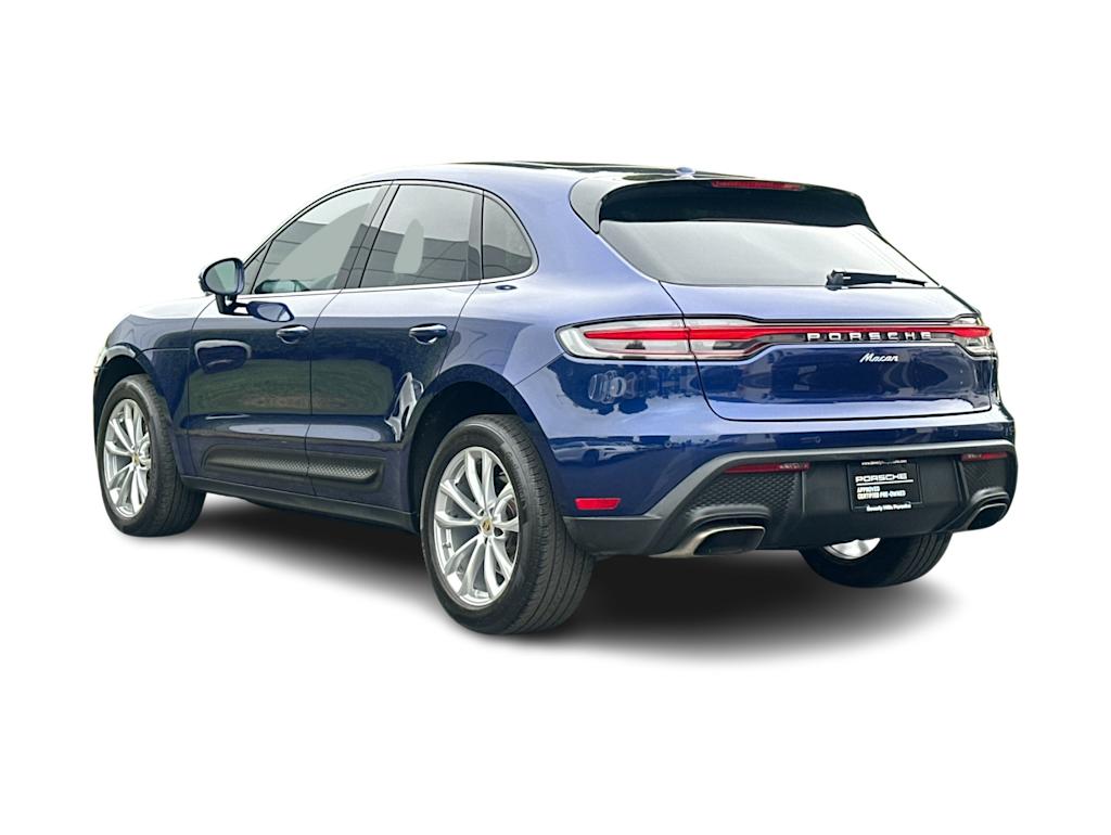 Thumbnail: 2024 Porsche Macan - 4