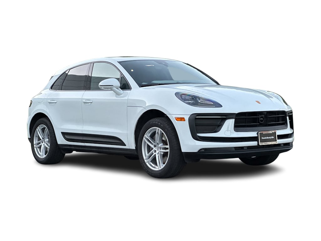 Thumbnail: 2025 Porsche Macan - 20