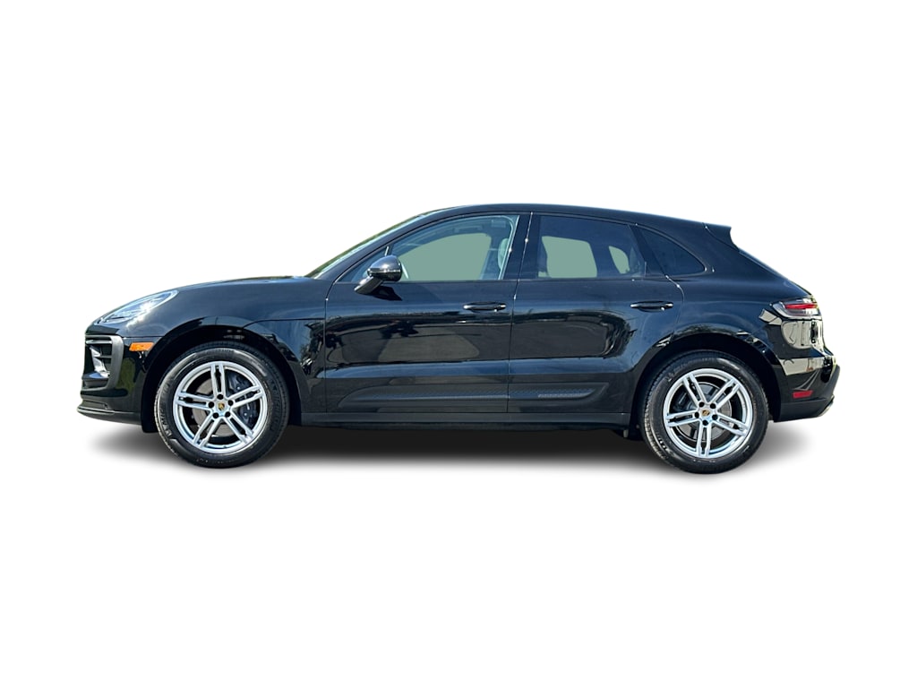 Thumbnail: 2025 Porsche Macan - 3