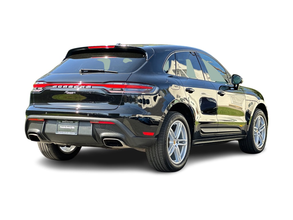 Thumbnail: 2025 Porsche Macan - 19