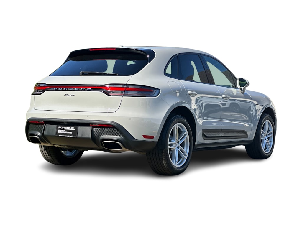 Thumbnail: 2025 Porsche Macan - 20