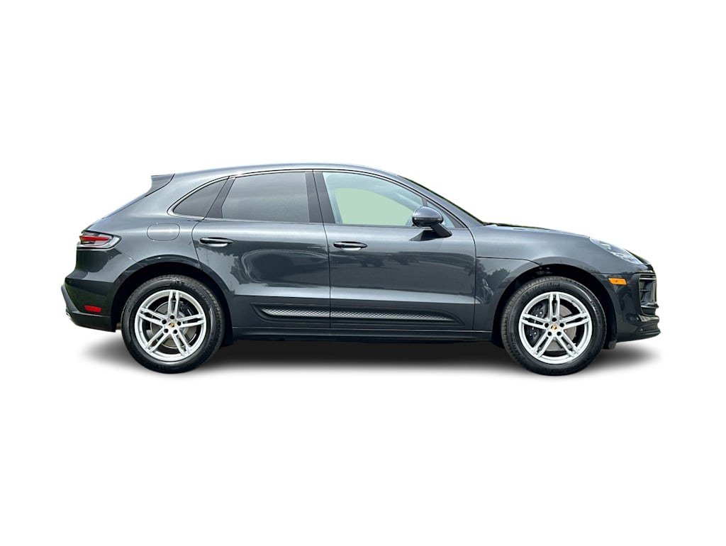 Thumbnail: 2025 Porsche Macan - 19