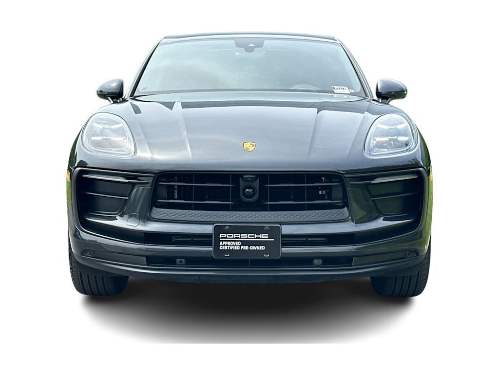 Thumbnail: 2025 Porsche Macan - 21