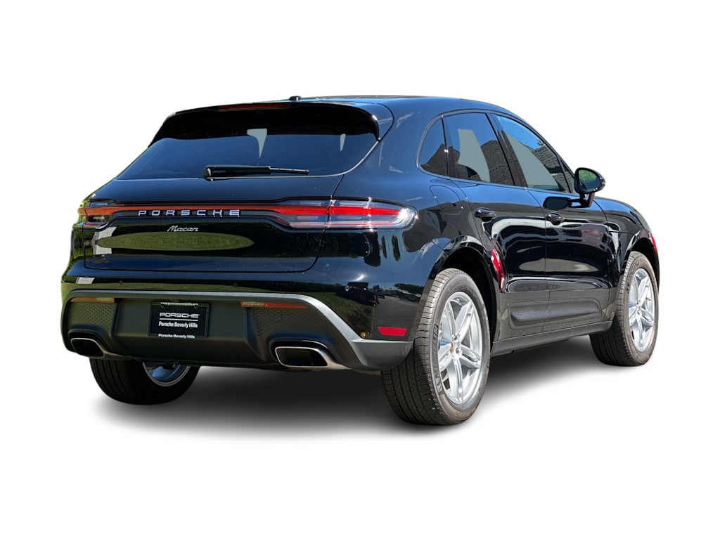 Thumbnail: 2025 Porsche Macan - 18