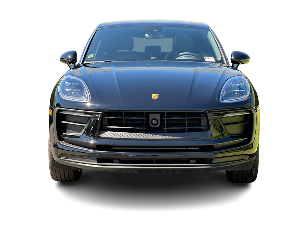 Thumbnail: 2025 Porsche Macan - 21