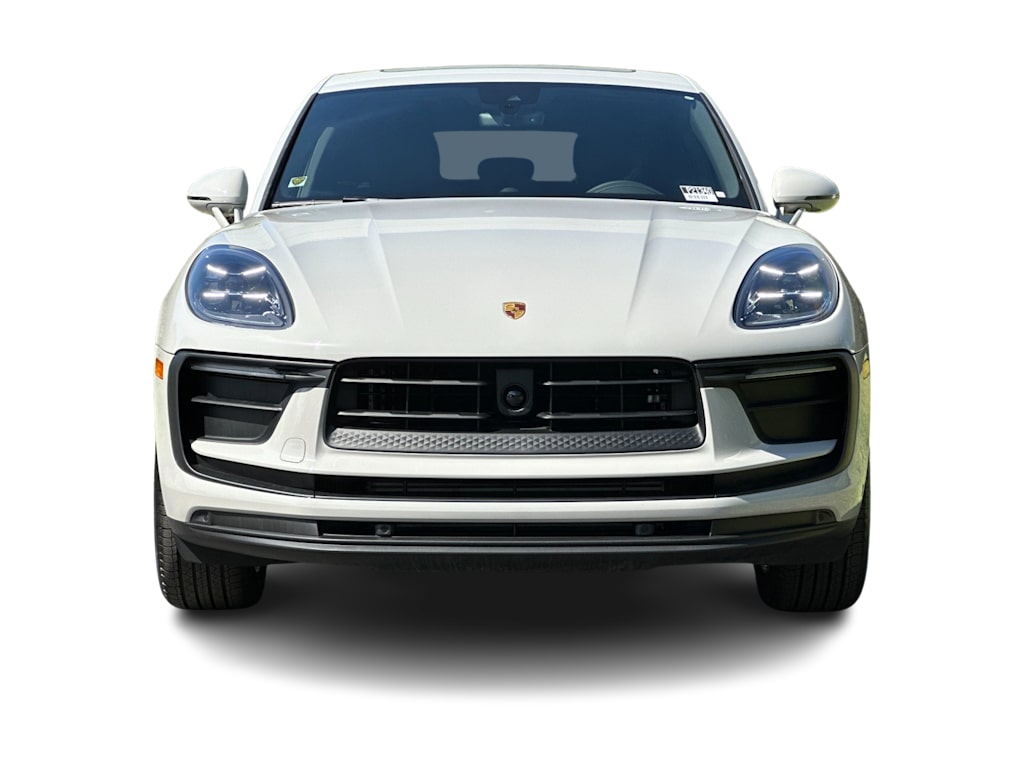 Thumbnail: 2025 Porsche Macan - 6