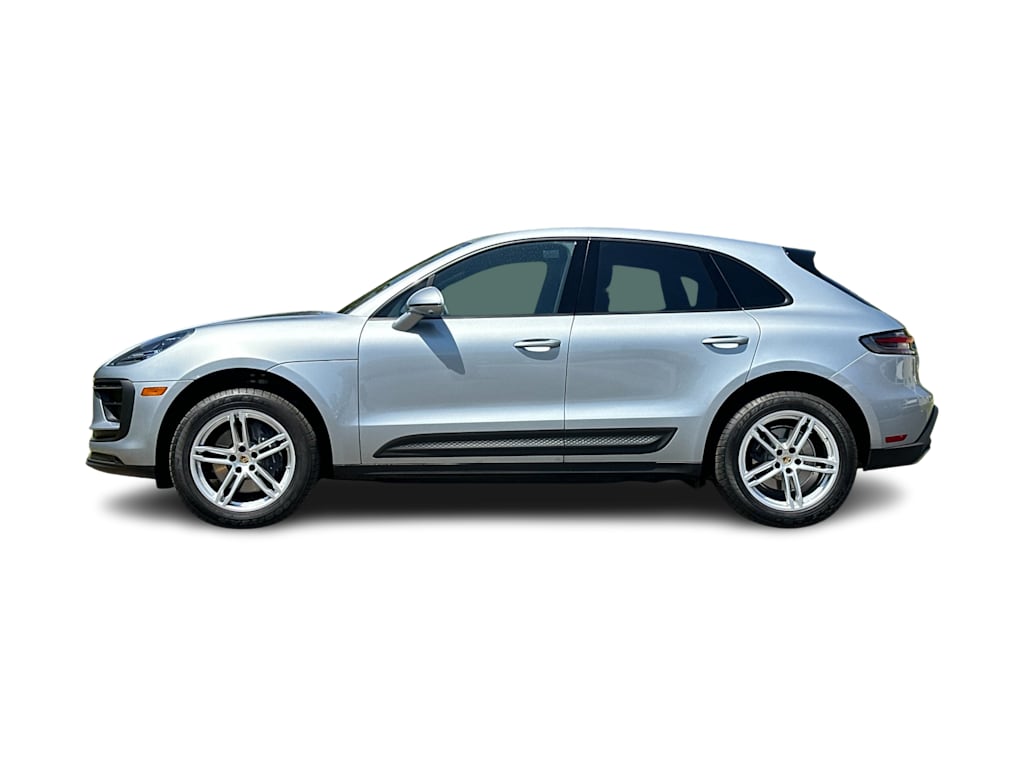 Thumbnail: 2026 Porsche Macan - 3