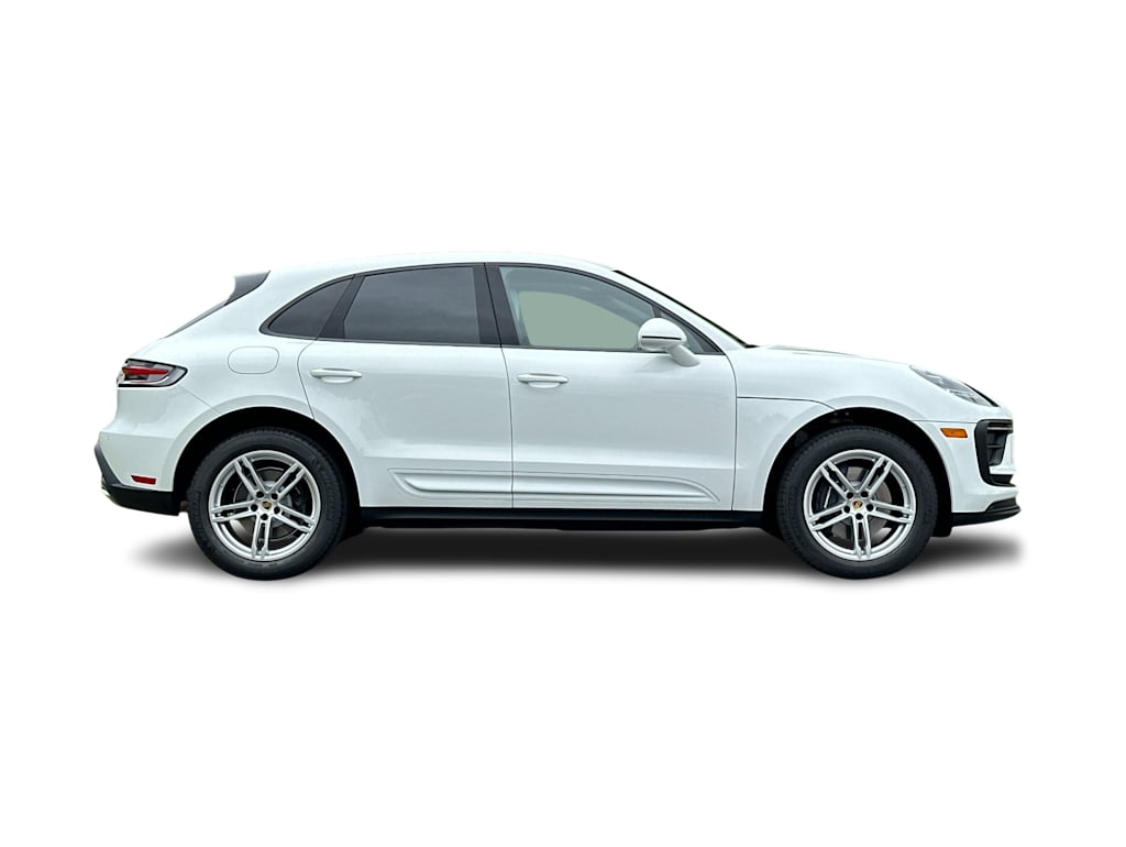 Thumbnail: 2026 Porsche Macan - 20