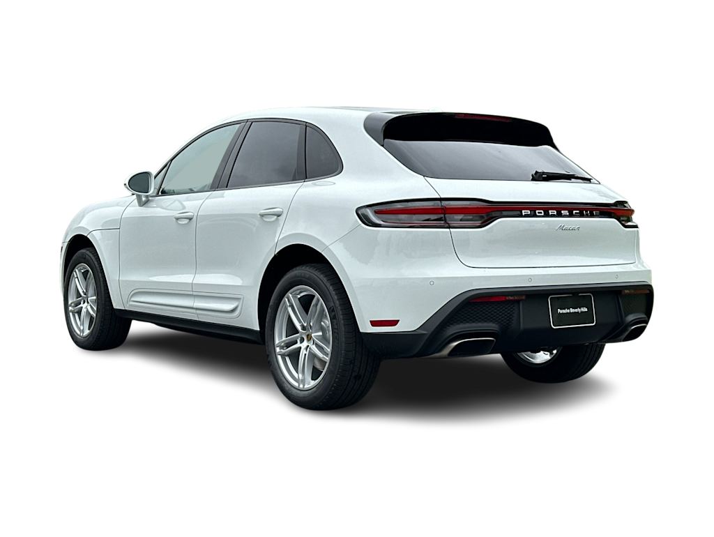 Thumbnail: 2026 Porsche Macan - 4