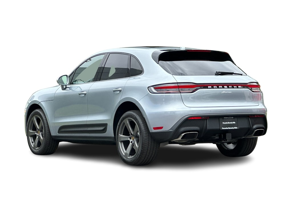 Thumbnail: 2026 Porsche Macan - 4