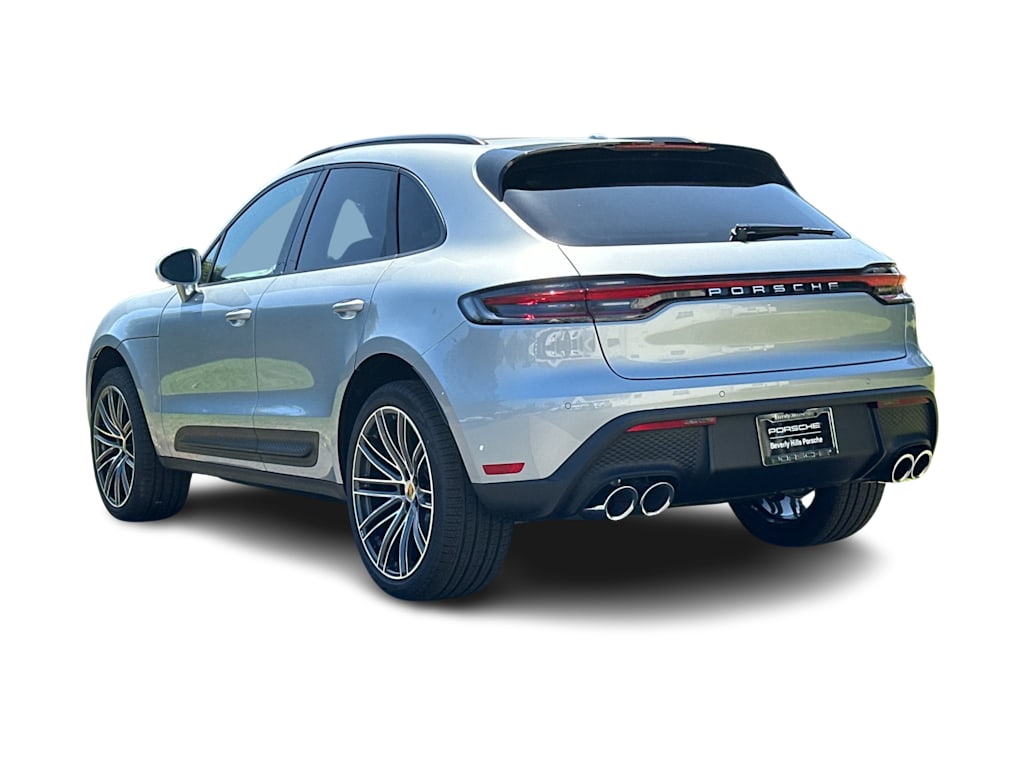 Thumbnail: 2026 Porsche Macan - 4