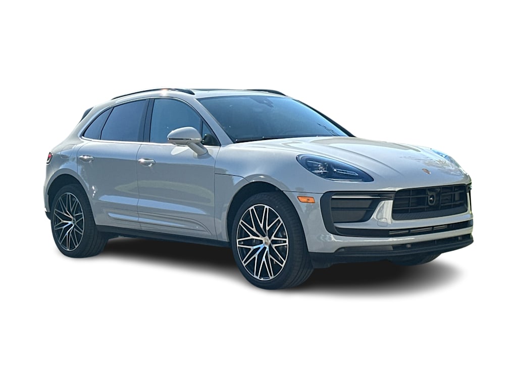 Thumbnail: 2026 Porsche Macan - 21
