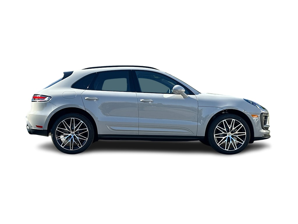 Thumbnail: 2026 Porsche Macan - 20