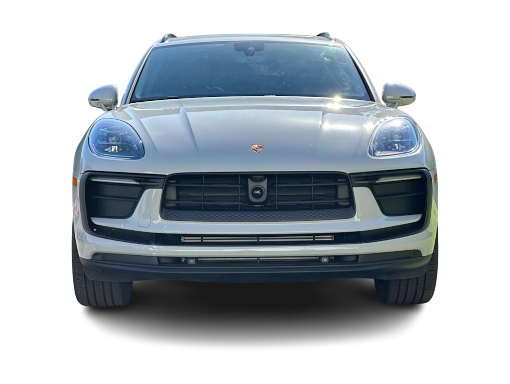 Thumbnail: 2026 Porsche Macan - 6