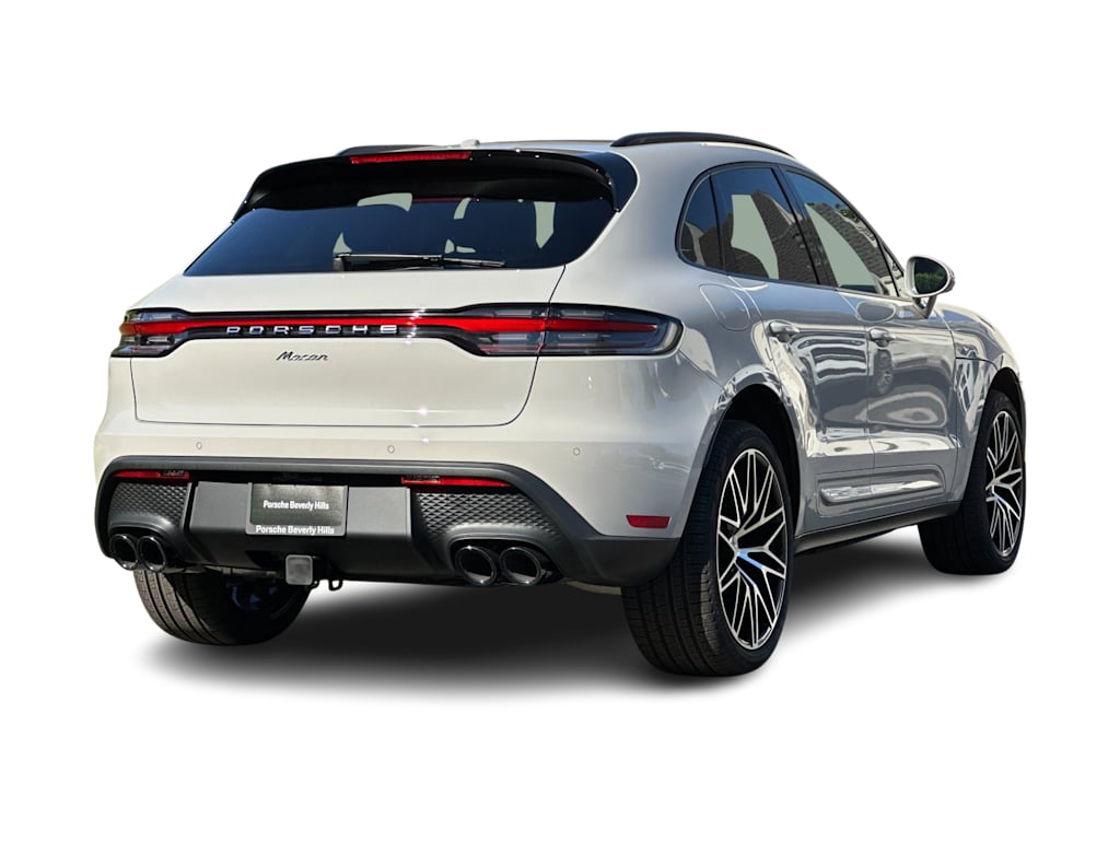 Thumbnail: 2026 Porsche Macan - 19