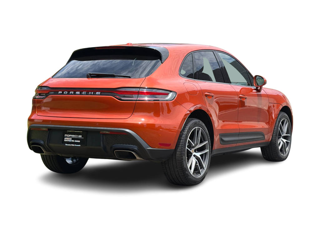 Thumbnail: 2023 Porsche Macan - 19