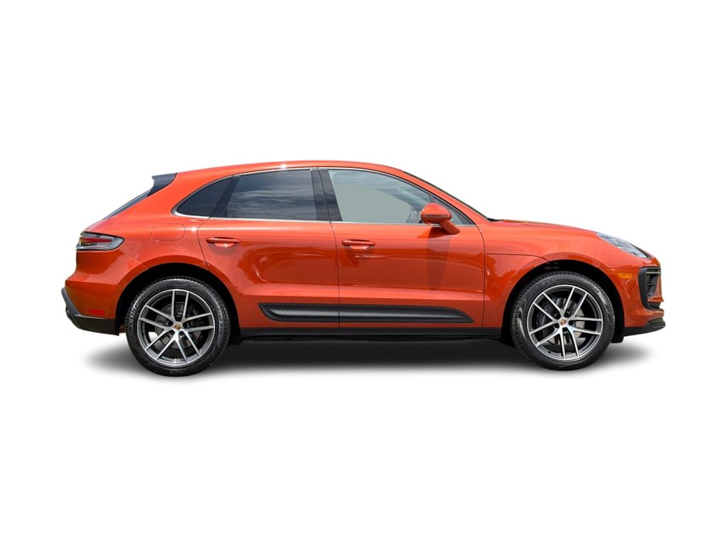 Thumbnail: 2023 Porsche Macan - 20