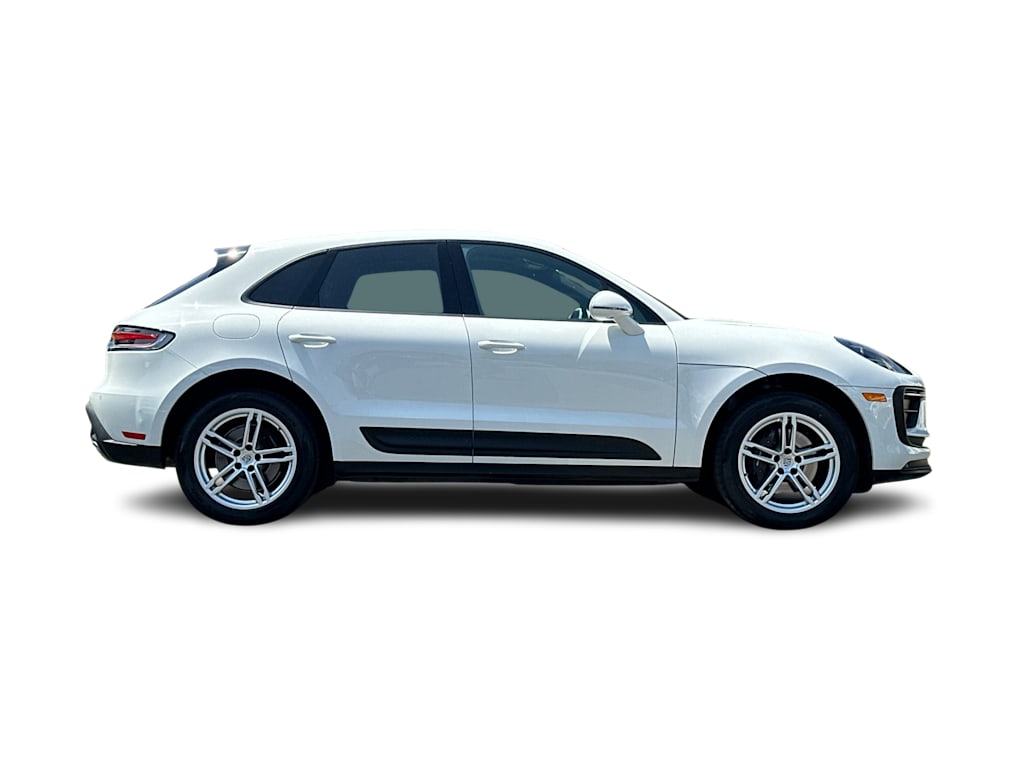 Thumbnail: 2025 Porsche Macan - 20