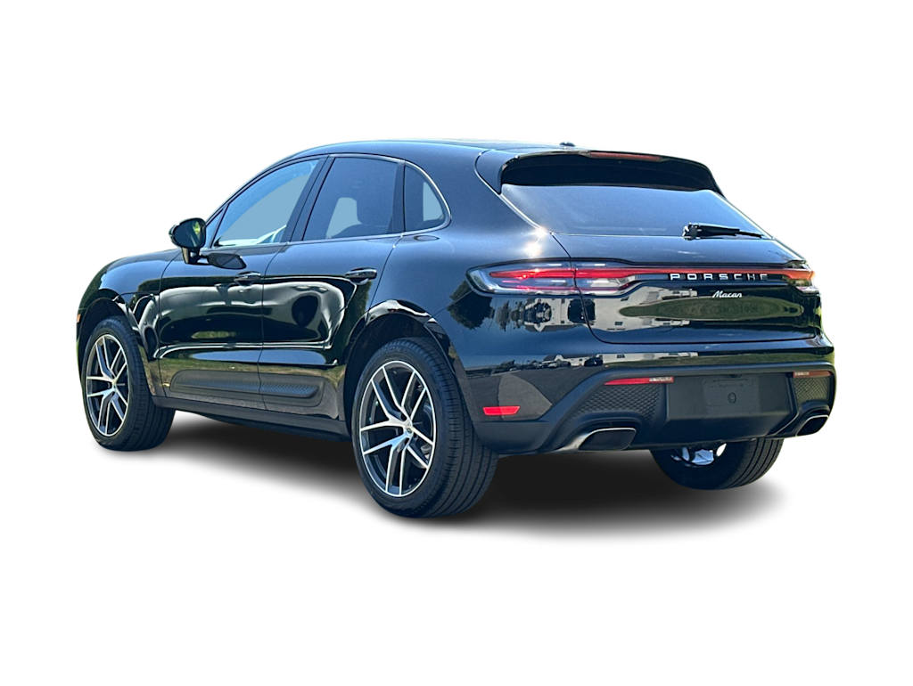 Thumbnail: 2025 Porsche Macan - 4