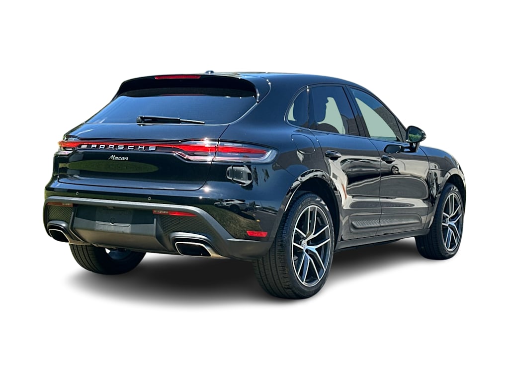 Thumbnail: 2025 Porsche Macan - 19