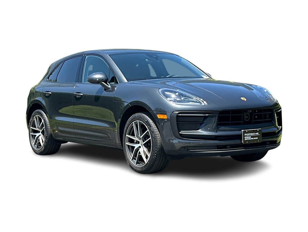 Thumbnail: 2025 Porsche Macan - 20