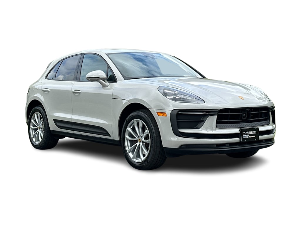 Thumbnail: 2025 Porsche Macan - 20