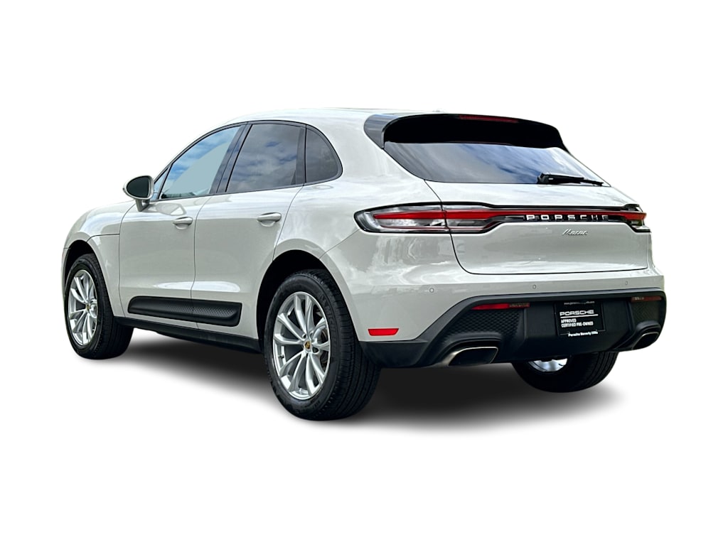 Thumbnail: 2025 Porsche Macan - 4