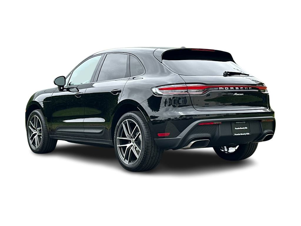 Thumbnail: 2025 Porsche Macan - 4