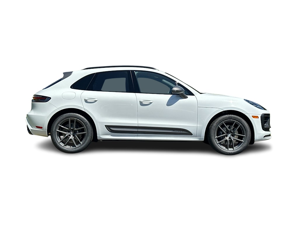 Thumbnail: 2026 Porsche Macan - 20