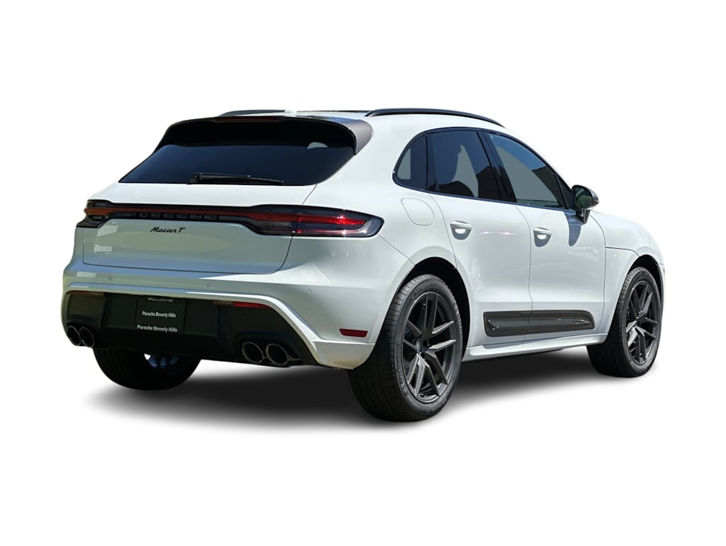 Thumbnail: 2026 Porsche Macan - 19
