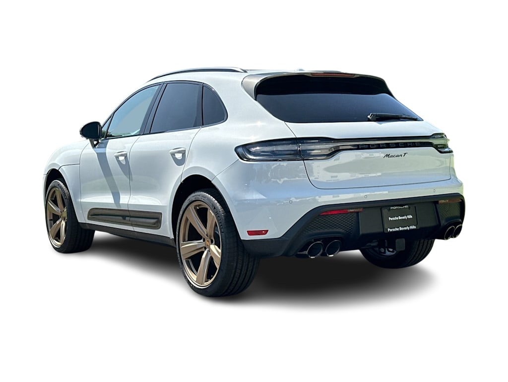 Thumbnail: 2026 Porsche Macan - 4