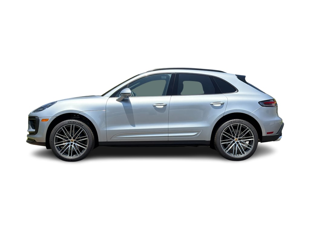 Thumbnail: 2026 Porsche Macan - 3