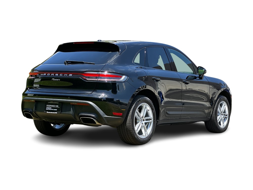 Thumbnail: 2025 Porsche Macan - 18