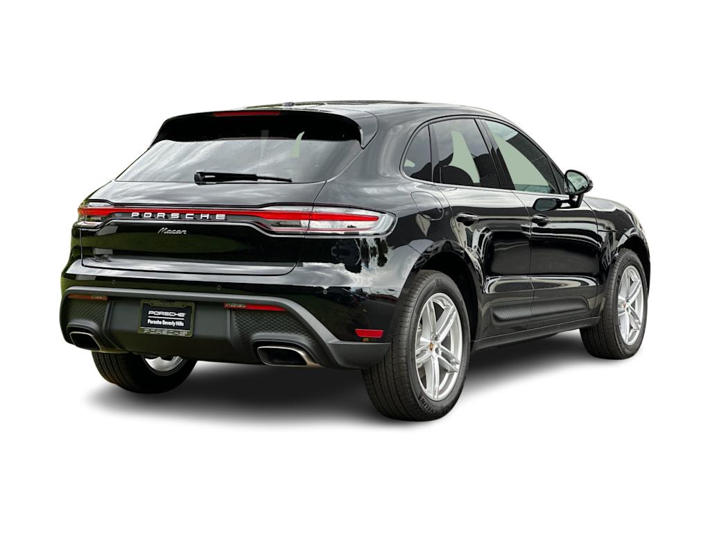 Thumbnail: 2025 Porsche Macan - 20