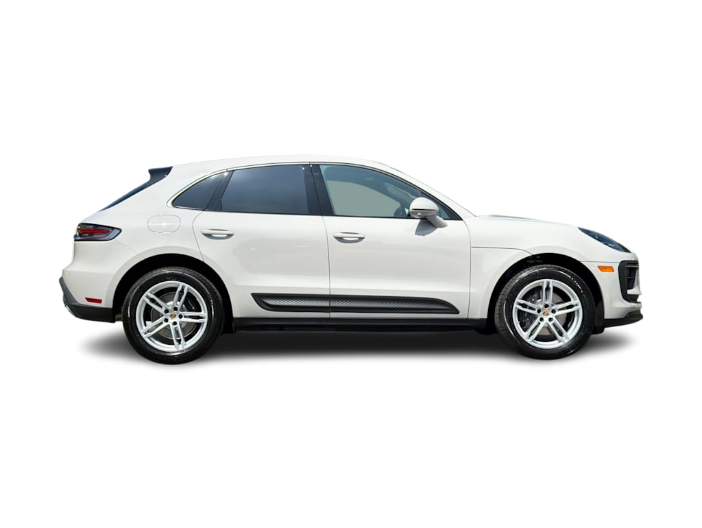 Thumbnail: 2025 Porsche Macan - 20