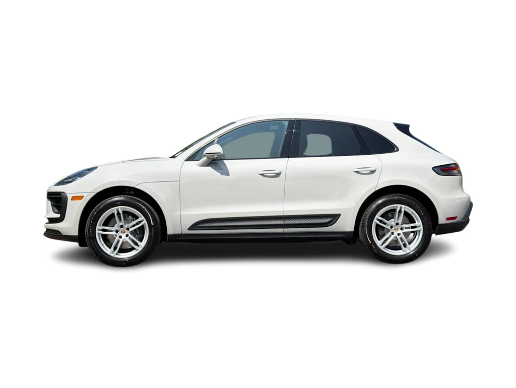 Thumbnail: 2025 Porsche Macan - 3