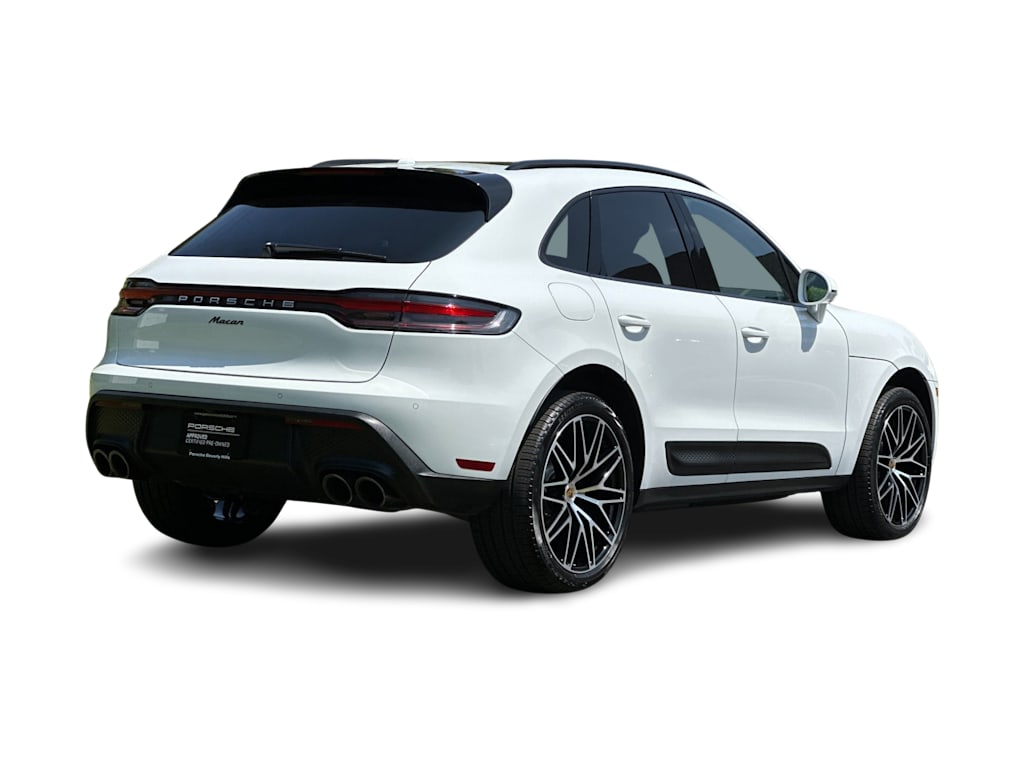 Thumbnail: 2026 Porsche Macan - 19