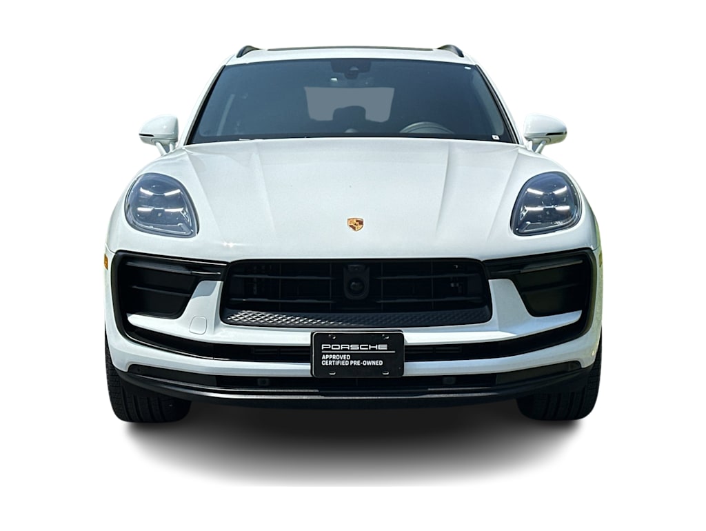 Thumbnail: 2026 Porsche Macan - 6