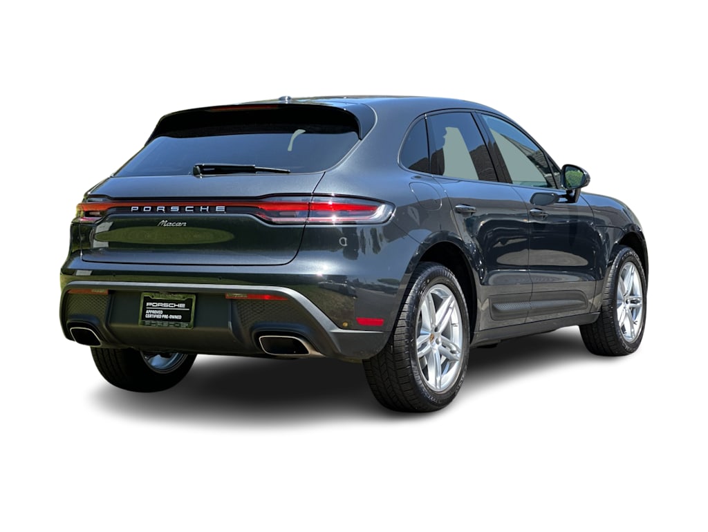 Thumbnail: 2026 Porsche Macan - 19
