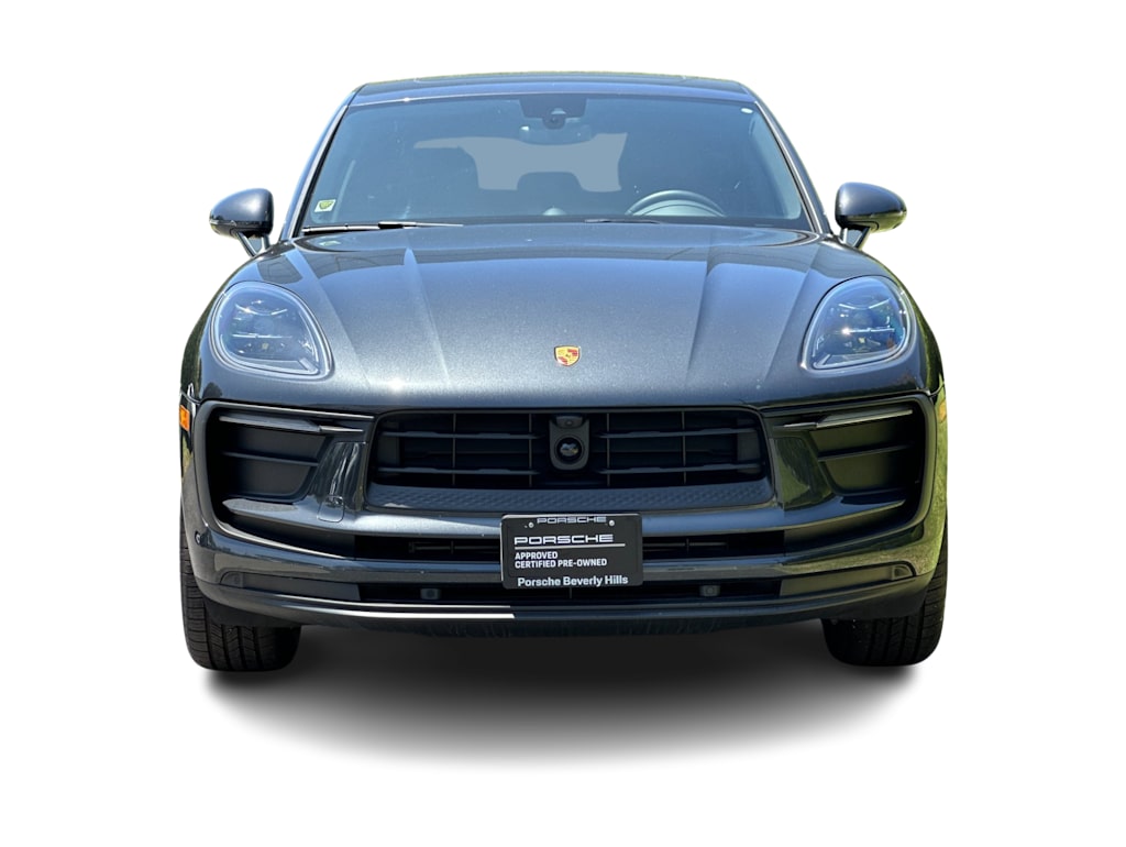 Thumbnail: 2026 Porsche Macan - 6