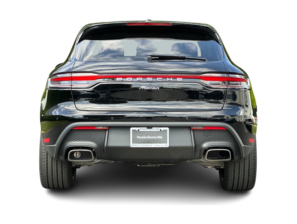 Thumbnail: 2026 Porsche Macan - 5