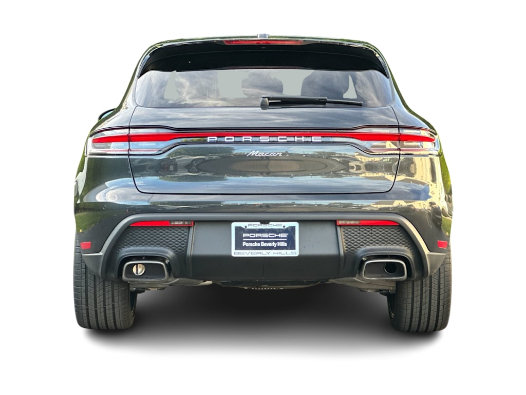 Thumbnail: 2026 Porsche Macan - 5