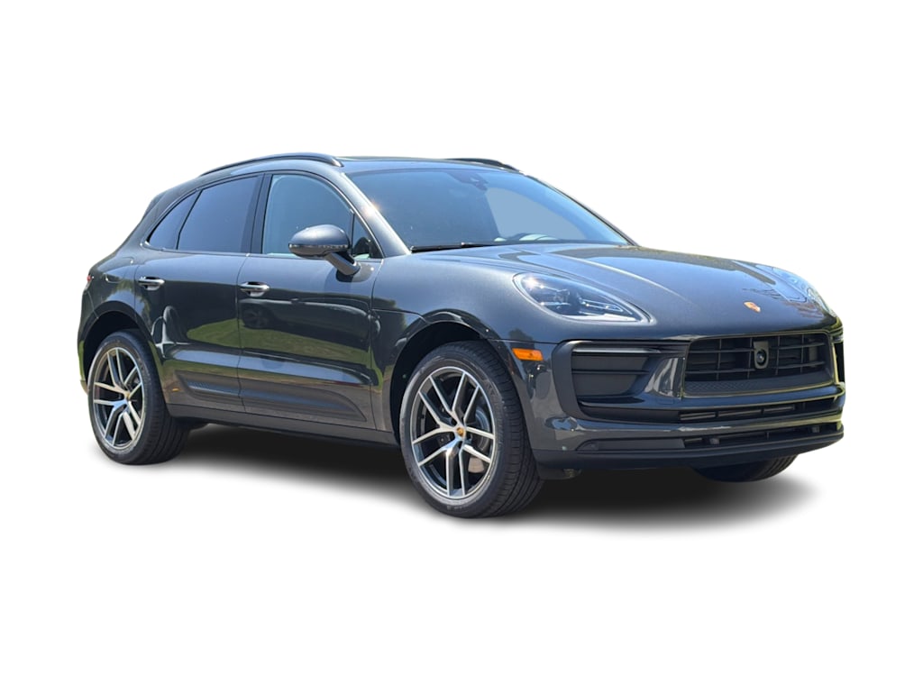 Thumbnail: 2026 Porsche Macan - 21