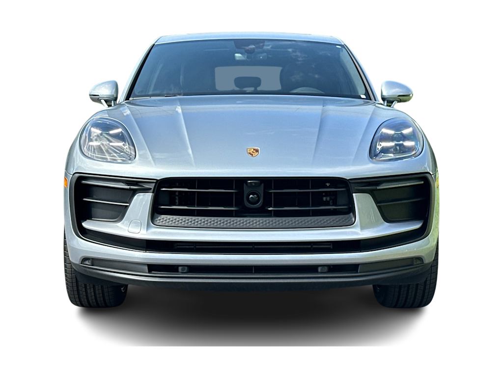 Thumbnail: 2026 Porsche Macan - 5