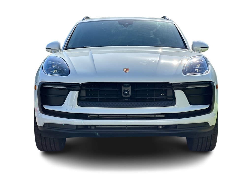 Thumbnail: 2026 Porsche Macan - 6