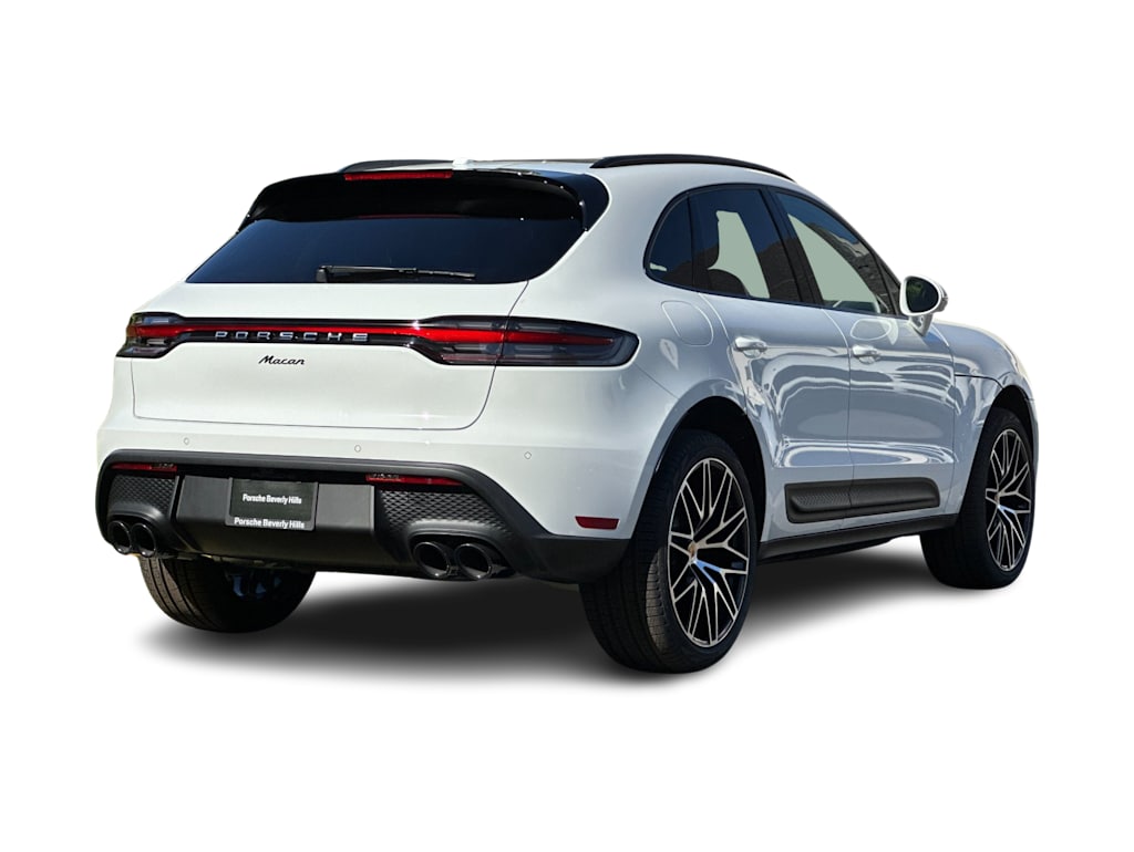 Thumbnail: 2026 Porsche Macan - 20