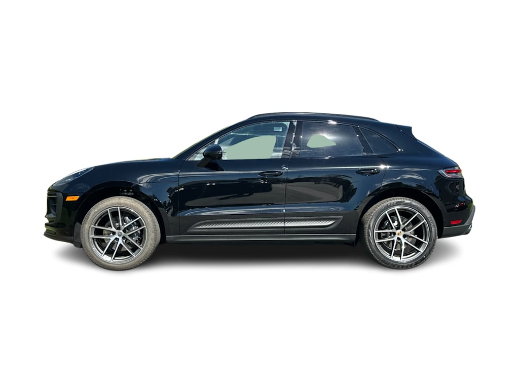 Thumbnail: 2026 Porsche Macan - 3
